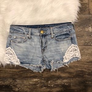 American Eagle Jean Shorts with detail